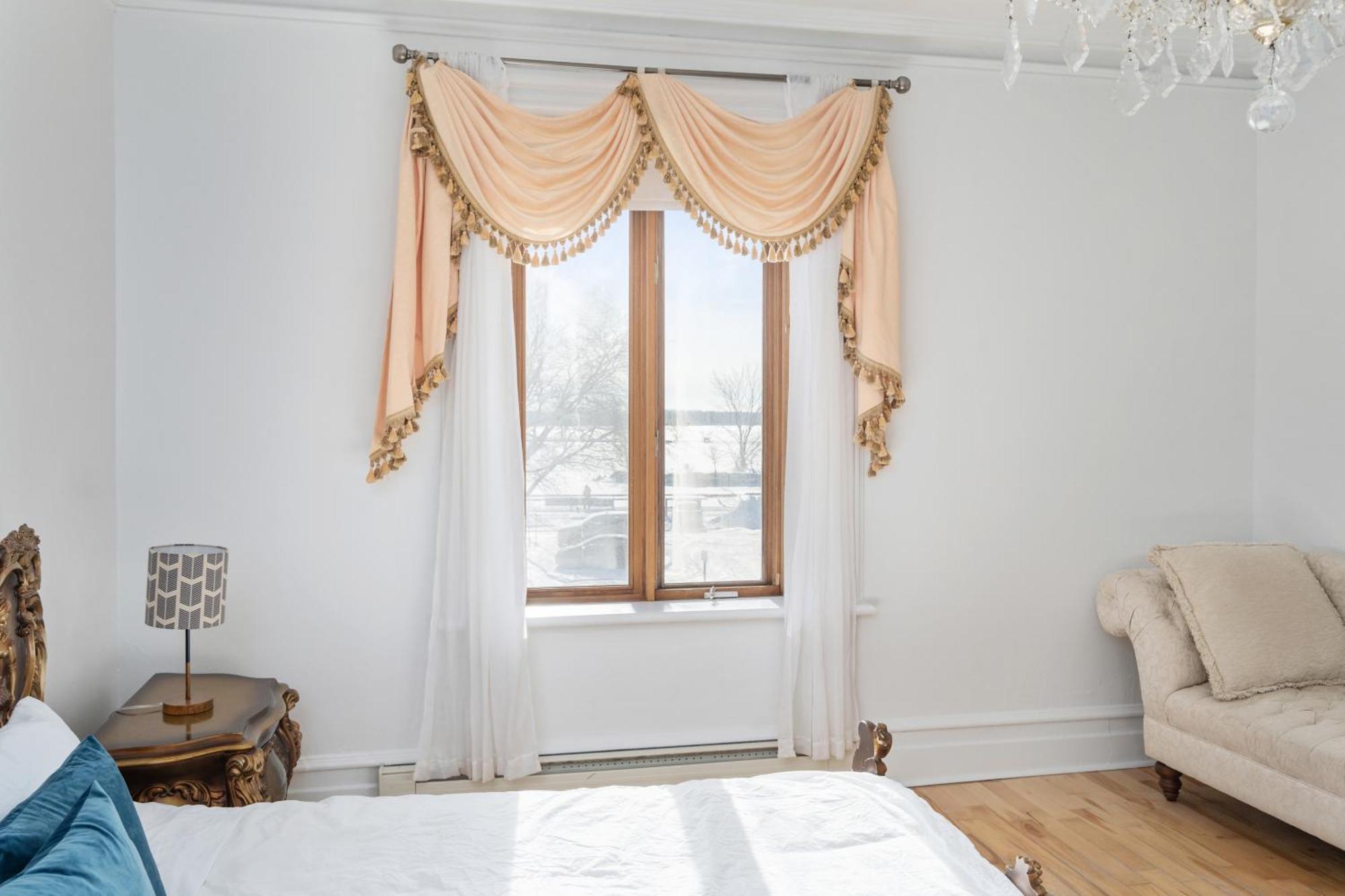Centennial 6-Bedroom Waterfront Palace Sleeps 14 Montreal Exterior photo